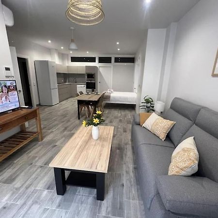 Living Colors Logrono Garaje Aire Wifi By Apartamentos لوغرونيو المظهر الخارجي الصورة