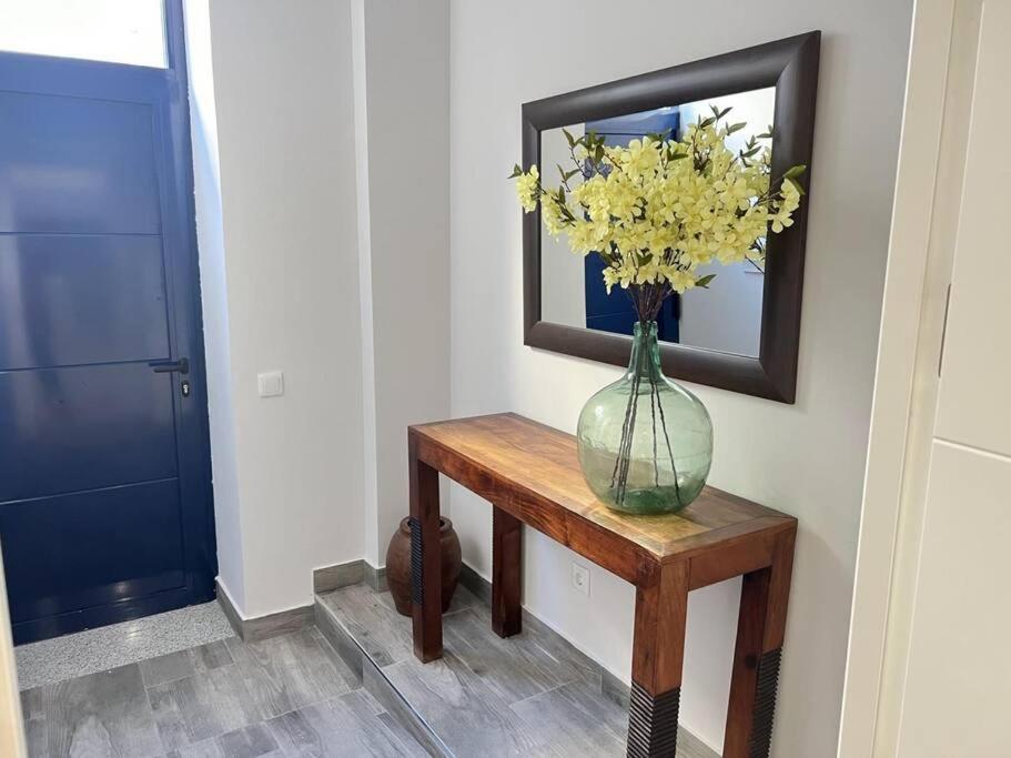 Living Colors Logrono Garaje Aire Wifi By Apartamentos لوغرونيو المظهر الخارجي الصورة